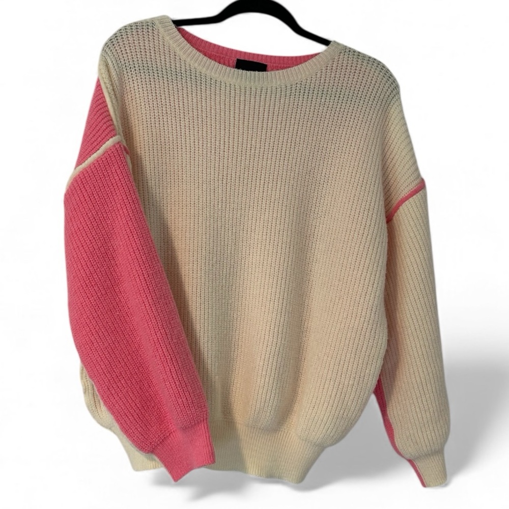 Lumiere Women's‎ Cream and Pink Sweater - Medium